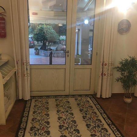 Hotel La Palma San Teodoro  Luaran gambar