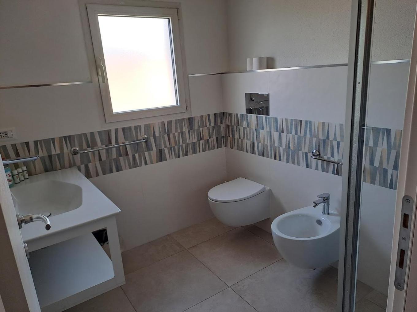 Hotel La Palma San Teodoro  Luaran gambar